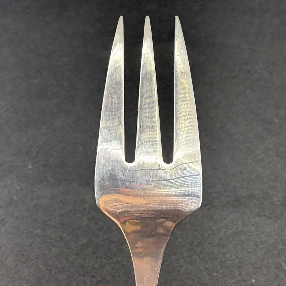 Towle Supreme Cutlery Satin 18/8 Stainless Steel 3 Prong Serving Fork KOREA